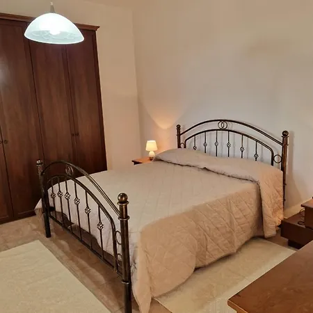 Holiday home Mari E Monti Scano Montiferro