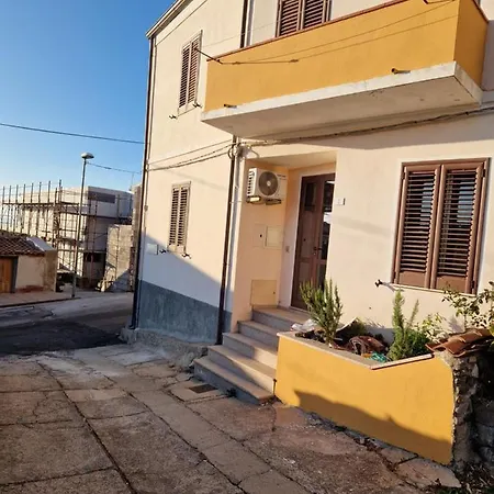 Mari E Monti Holiday home Scano Montiferro